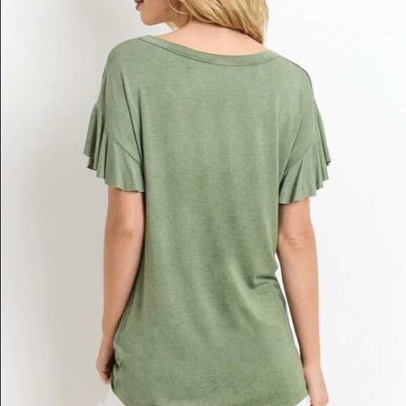 💛NWOT Ruffle Sleeve Top - Picture 2 of 6